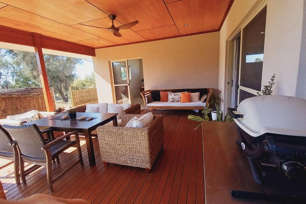 Serenity In Style Kalbarri Exterior photo